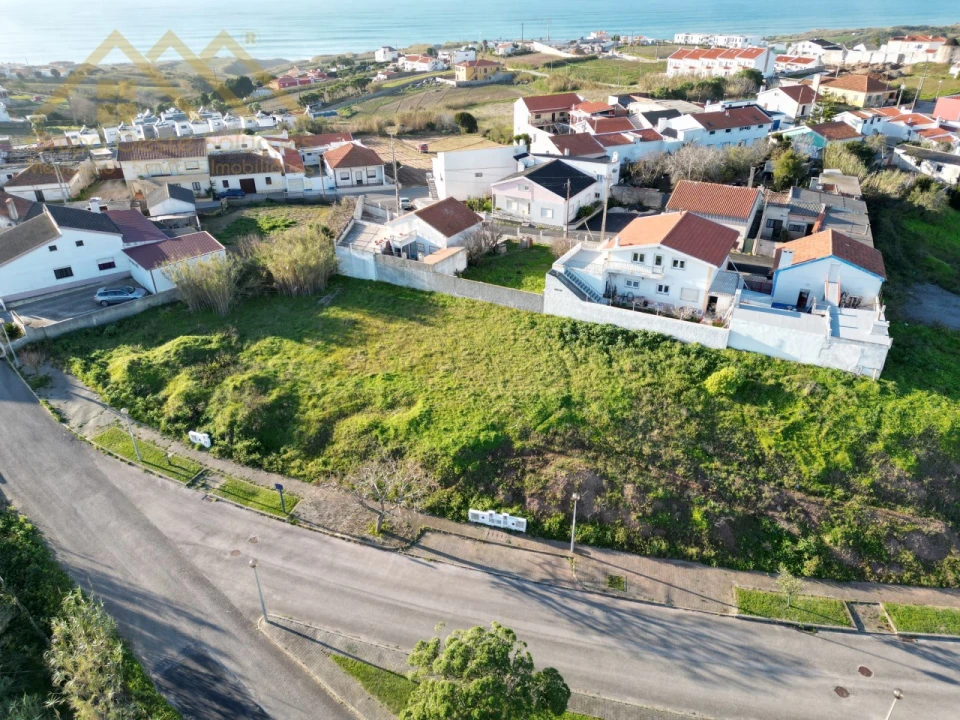 Terreno para Venda em Lourinhã e Atalaia Foto 1