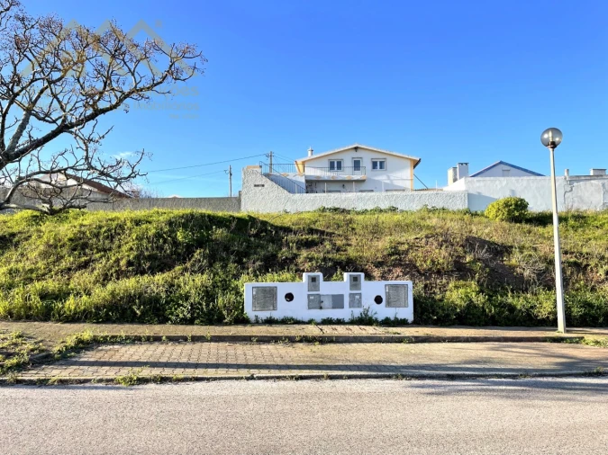 Terreno para Venda em Lourinhã e Atalaia Foto 2