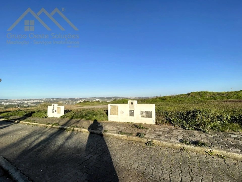 Terreno para Venda em Lourinhã e Atalaia Foto 1