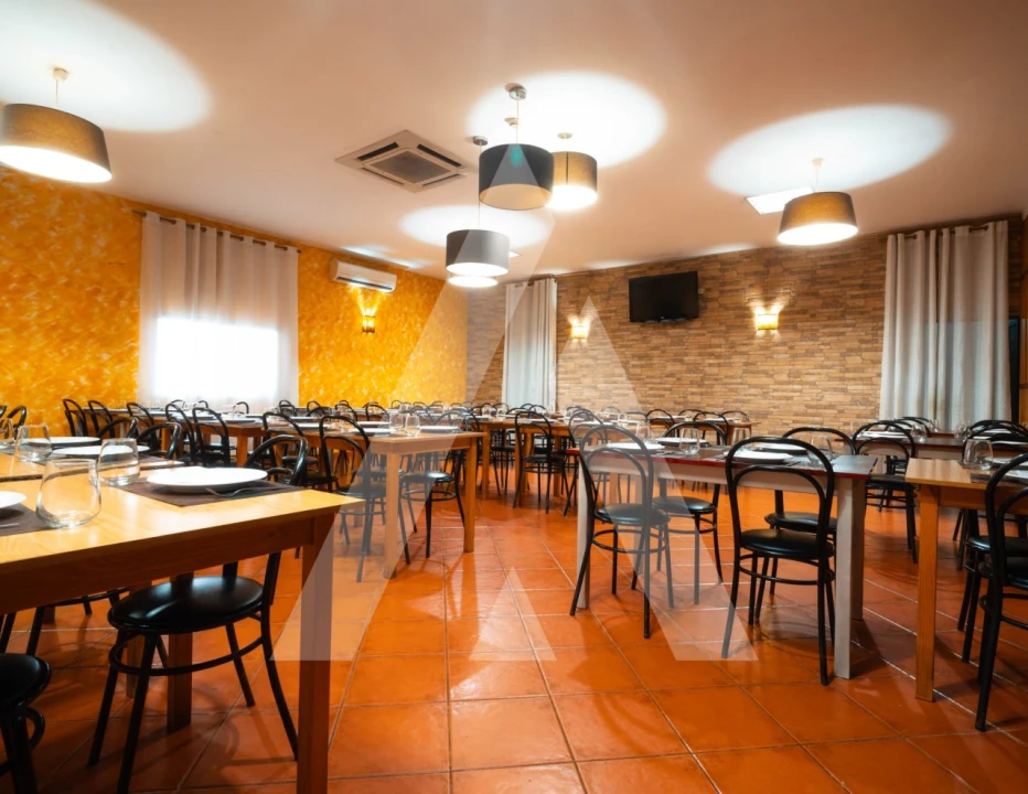 Moradia T5 para Venda em Freixianda, Ribeira do Fárrio e Formigais Foto 15