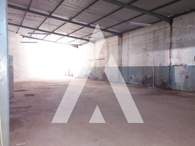 Armazém para Venda em Juncal Foto 11