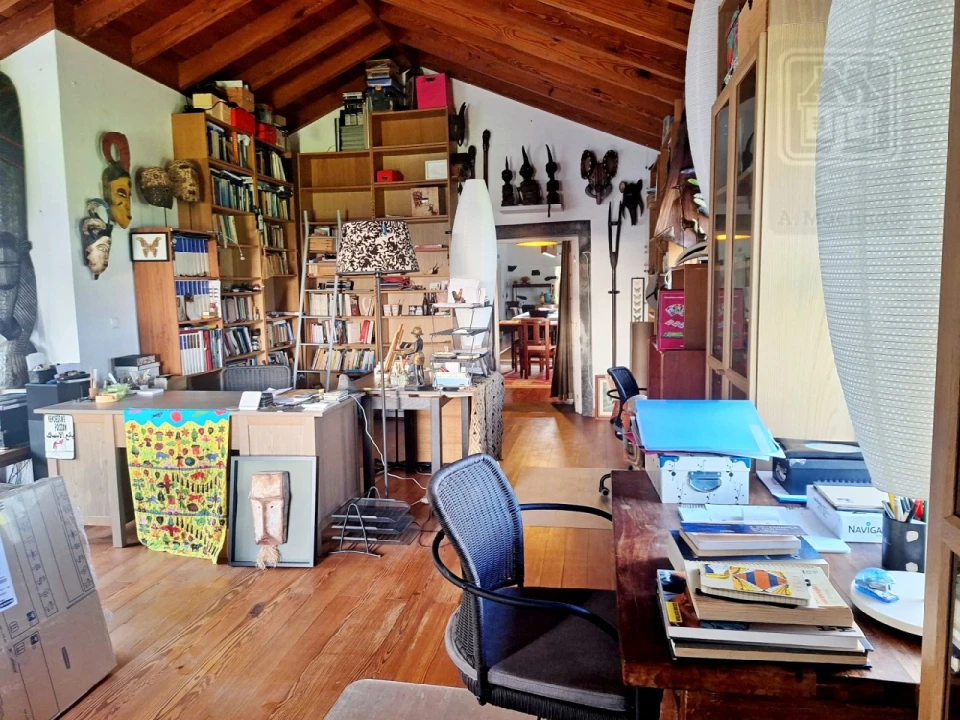 Moradia T4 para Venda em Feteira Foto 33