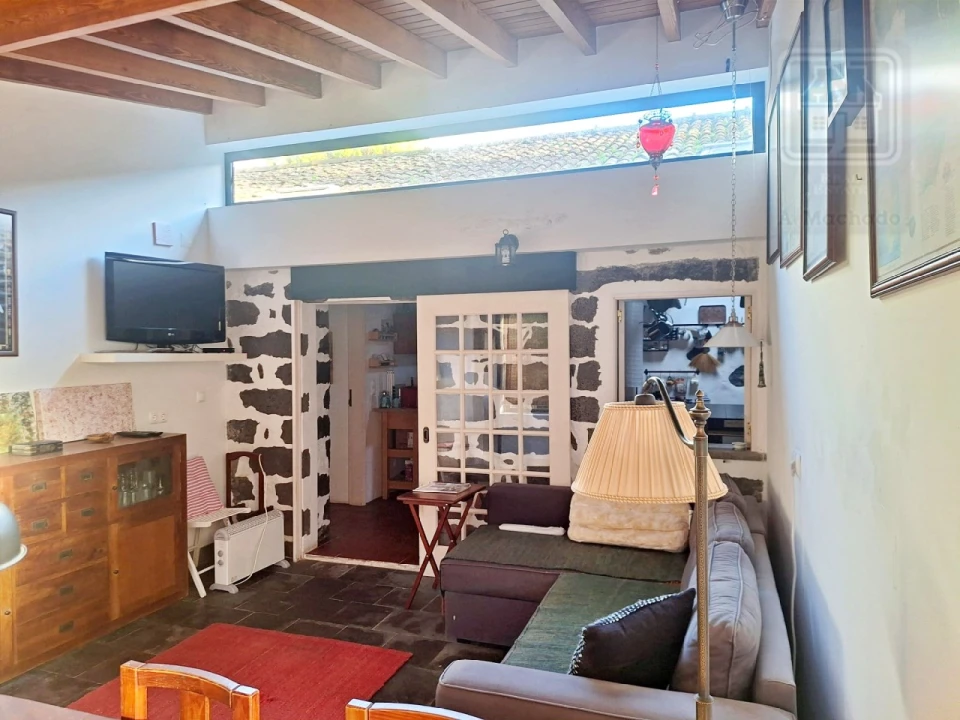 Moradia T4 para Venda em Feteira Foto 39