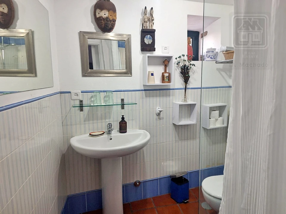 Moradia T4 para Venda em Feteira Foto 67