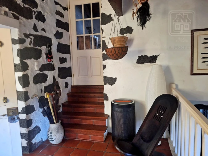 Moradia T4 para Venda em Feteira Foto 23