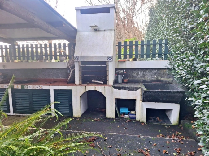 Moradia T4 para Venda em Feteira Foto 76