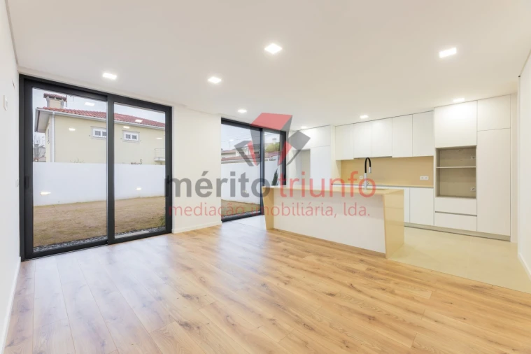 Moradia T3 para Venda em Pousa Foto 12