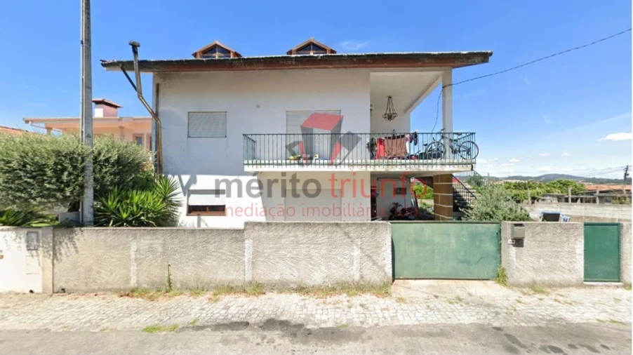 Moradia T5 para Venda em Vila das Aves