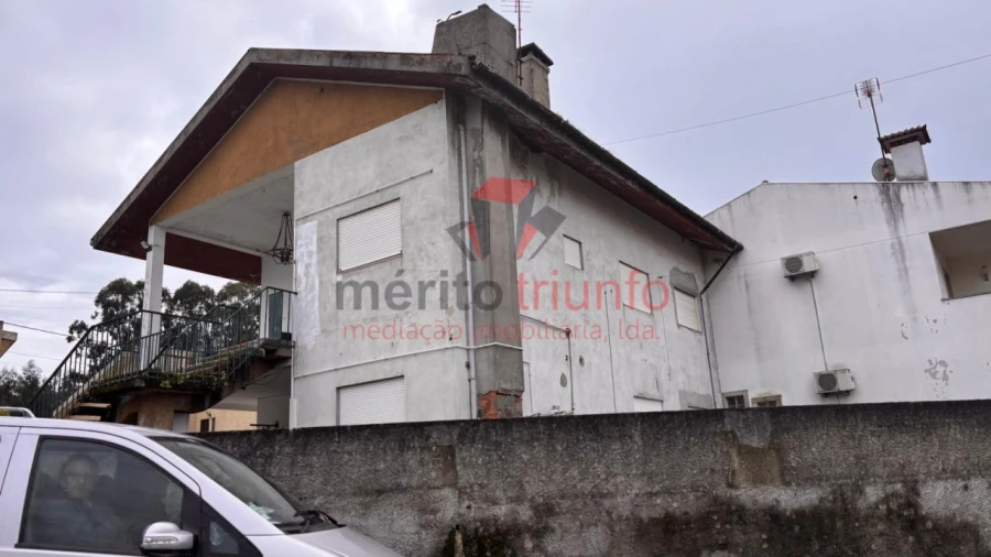 Moradia T5 para Venda em Vila das Aves Foto 4