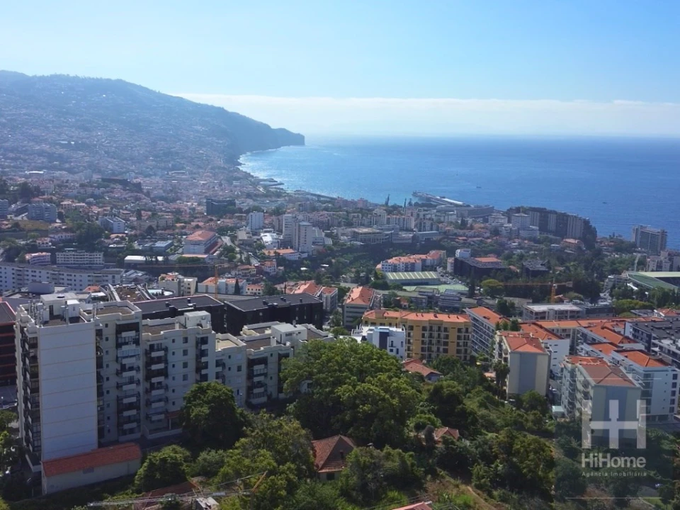 Apartamento T1 para Venda em São Martinho Foto 31