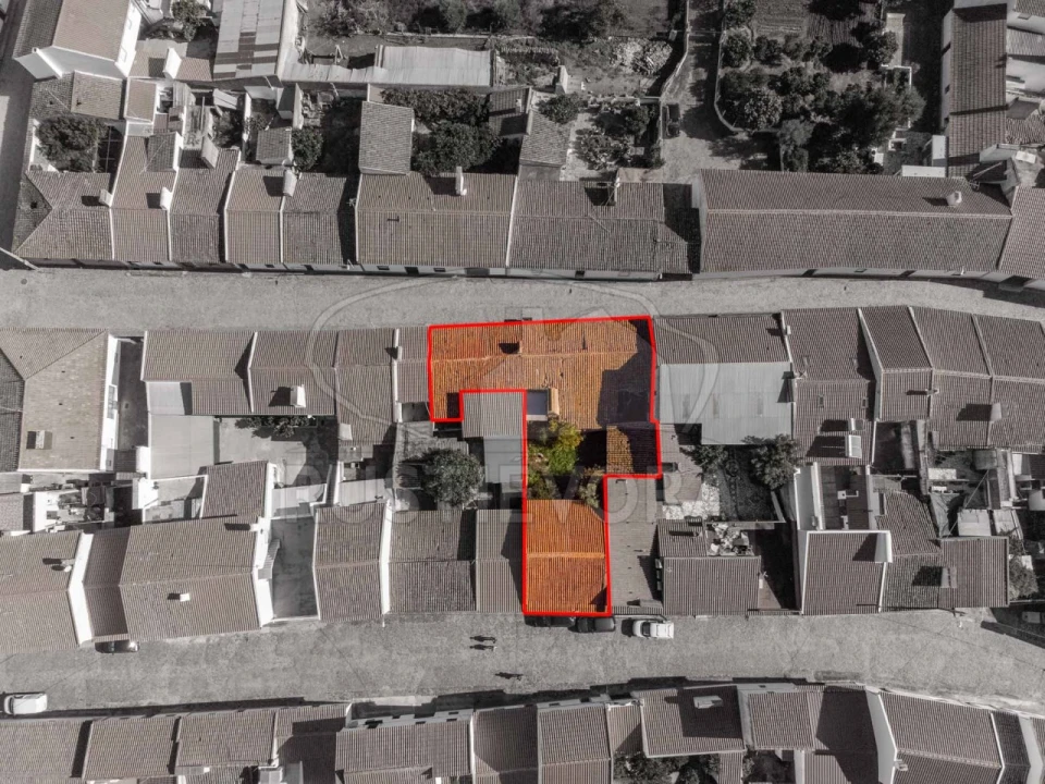 Moradia T3 para Venda em São Manços e São Vicente do Pigeiro Foto 1