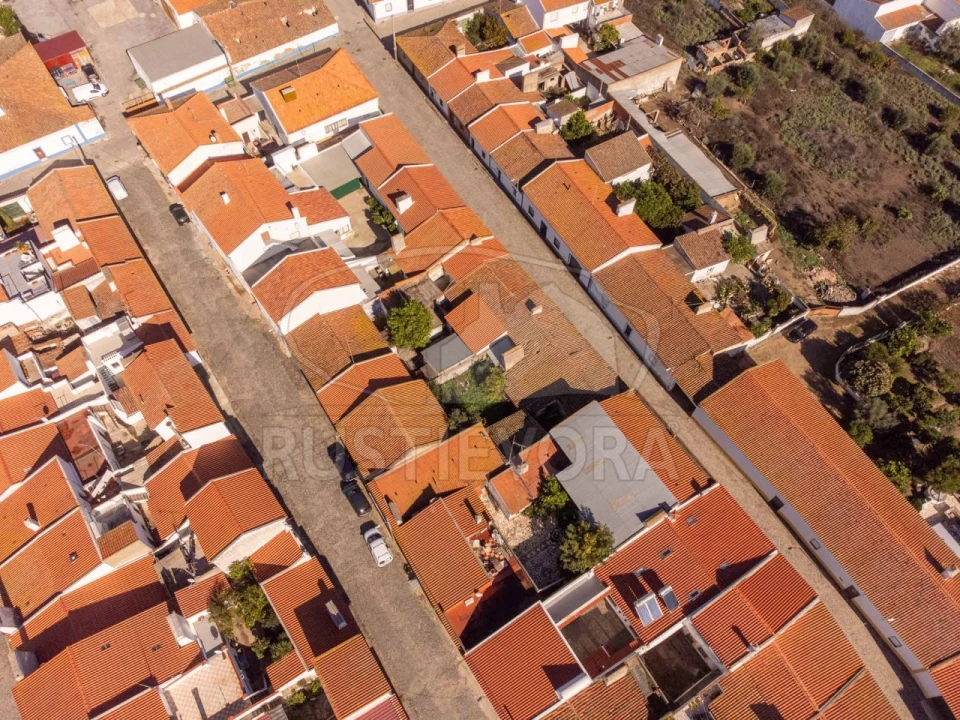 Moradia T3 para Venda em São Manços e São Vicente do Pigeiro Foto 5