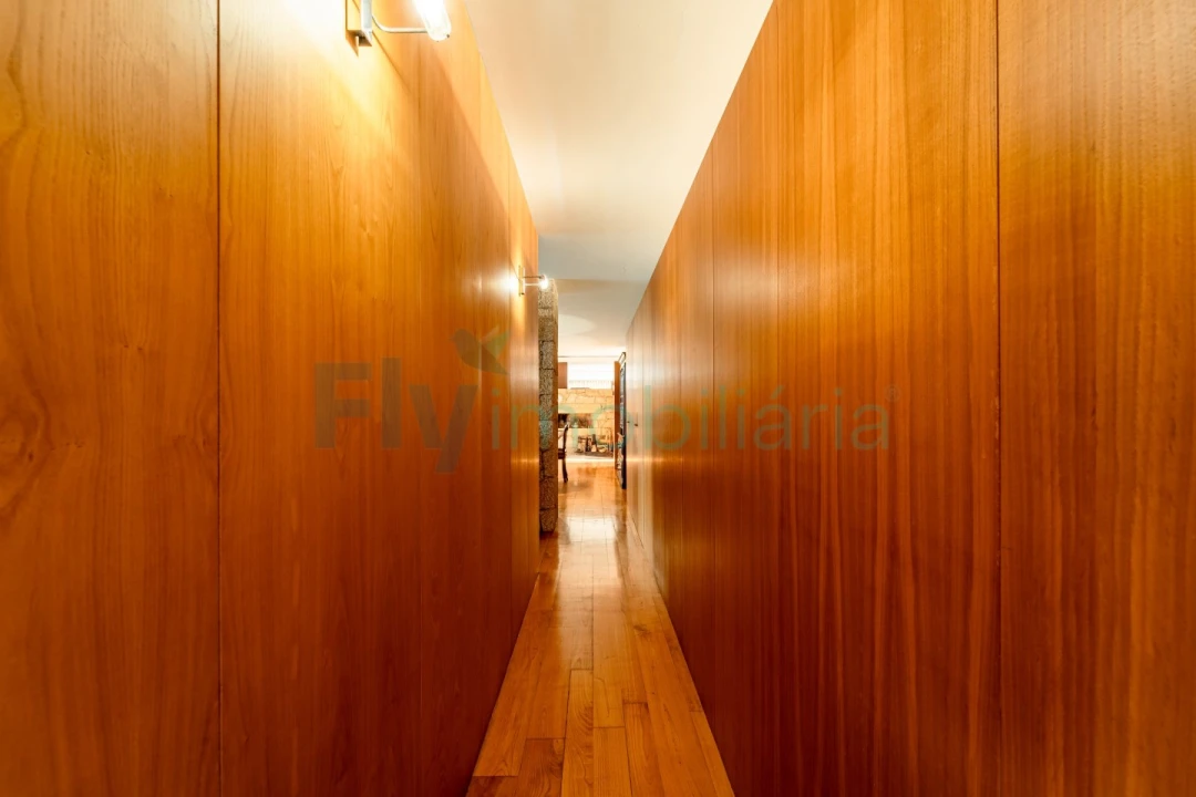 Moradia T4 para Venda em Seide Foto 50