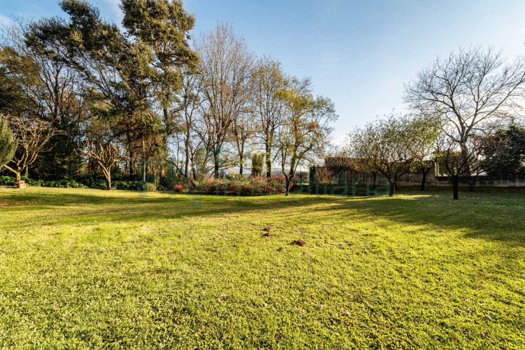 Moradia T4 para Venda em Seide Foto 76