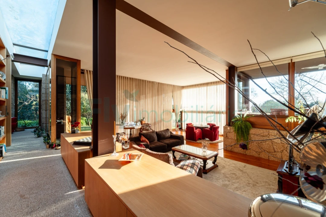 Moradia T4 para Venda em Seide Foto 100