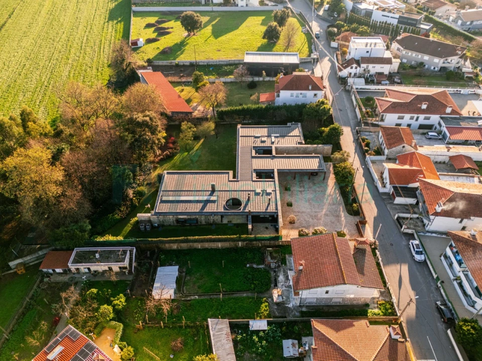 Moradia T4 para Venda em Seide Foto 108