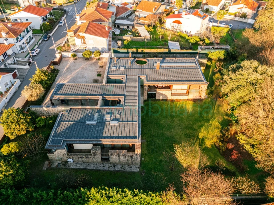 Moradia T4 para Venda em Seide Foto 112