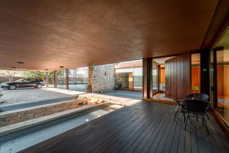 Moradia T4 para Venda em Seide Foto 69