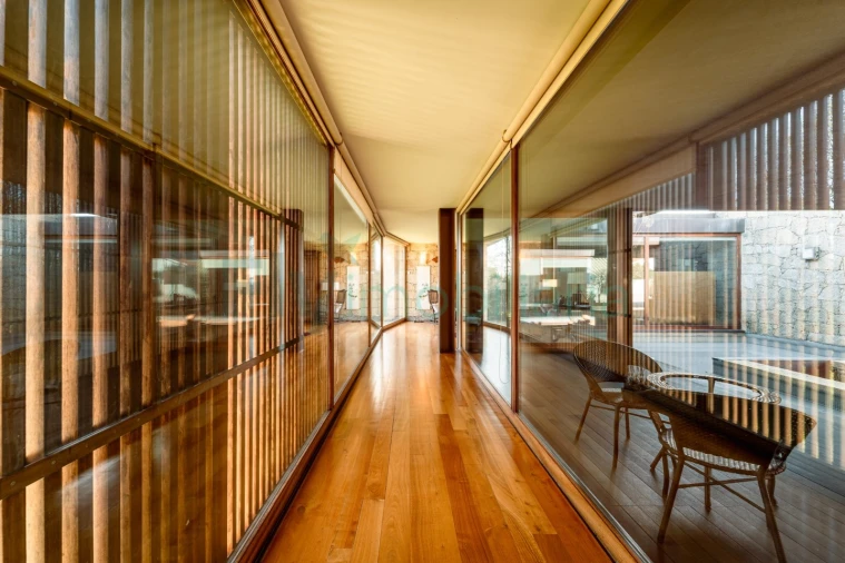 Moradia T4 para Venda em Seide Foto 14