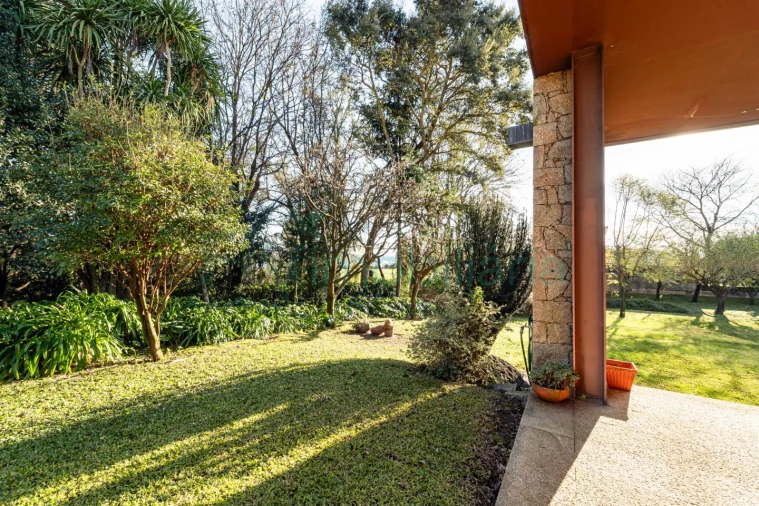 Moradia T4 para Venda em Seide Foto 72