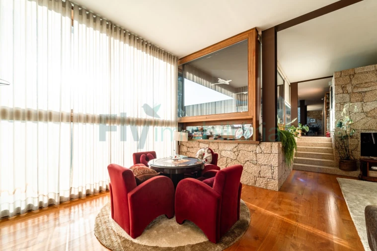 Moradia T4 para Venda em Seide Foto 83