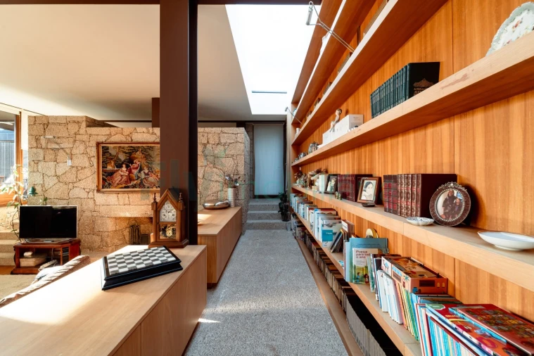 Moradia T4 para Venda em Seide Foto 88