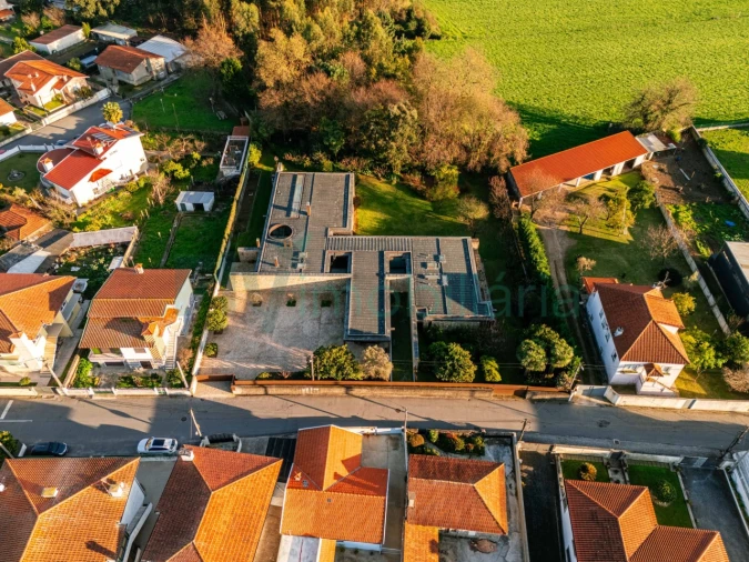 Moradia T4 para Venda em Seide Foto 105