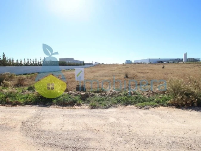 Terreno Comércio / Armazém para Venda em Algoz e Tunes