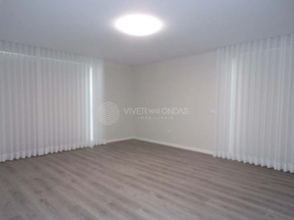 Apartamento T2 para Venda em Sesimbra (Castelo) Foto 7