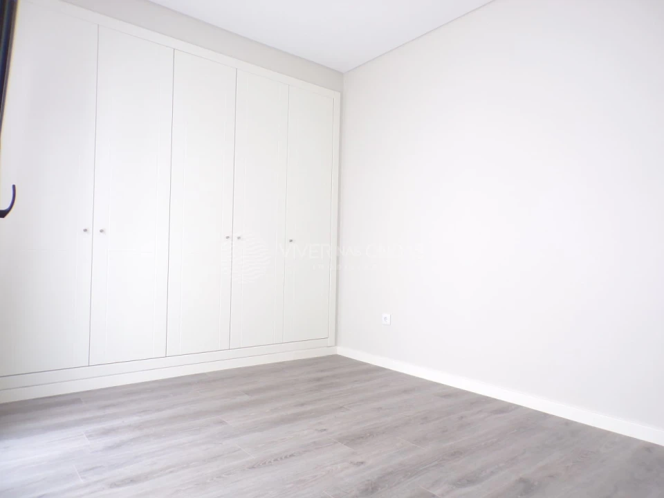 Apartamento T2 para Venda em Sesimbra (Castelo) Foto 19