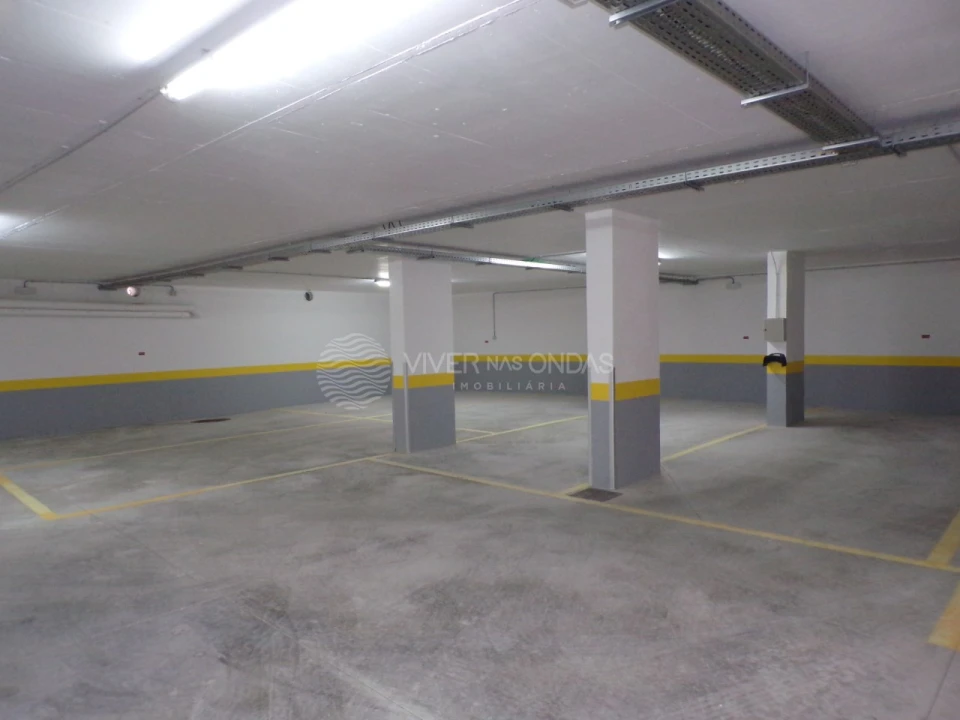 Apartamento T2 para Venda em Sesimbra (Castelo) Foto 27