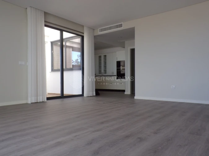 Apartamento T2 para Venda em Sesimbra (Castelo) Foto 11