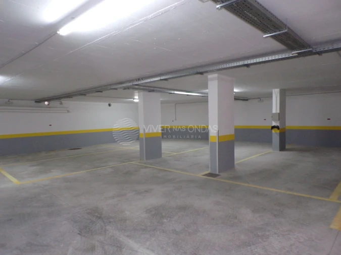 Apartamento T2 para Venda em Sesimbra (Castelo) Foto 27