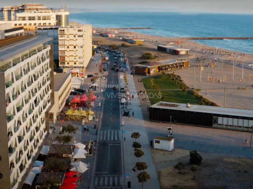 Apartamento T2 para Venda em Costa da Caparica Foto 16
