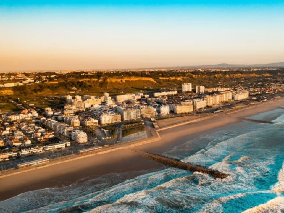 Apartamento T2 para Venda em Costa da Caparica Foto 21