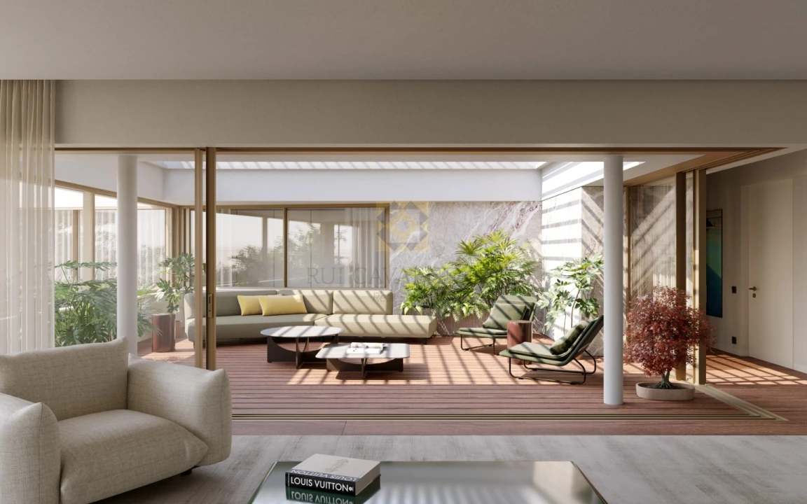 Apartamento T4 para Venda em Aldoar, Foz do Douro e Nevogilde Foto 1