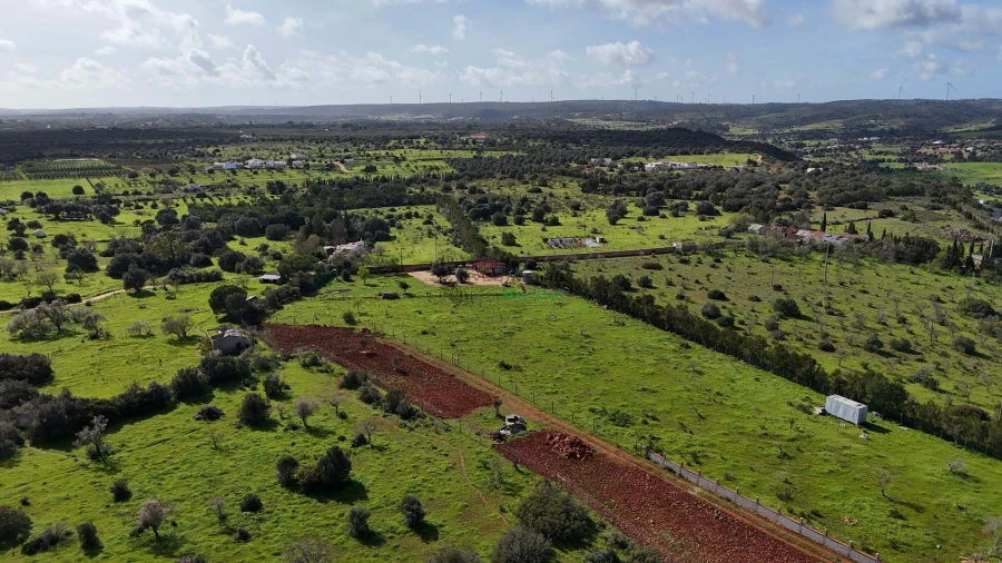 Terreno para Venda em Lagos (São Sebastião e Santa Maria) Foto 16