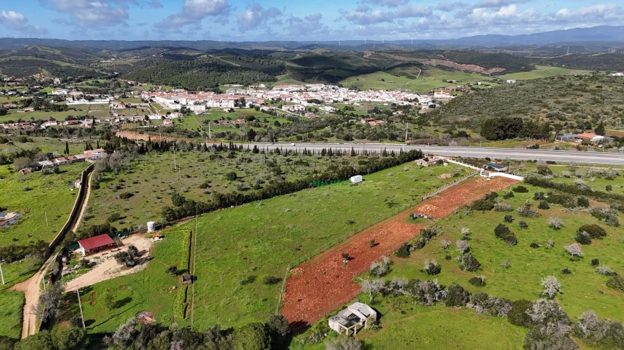 Terreno para Venda em Lagos (São Sebastião e Santa Maria) Foto 17