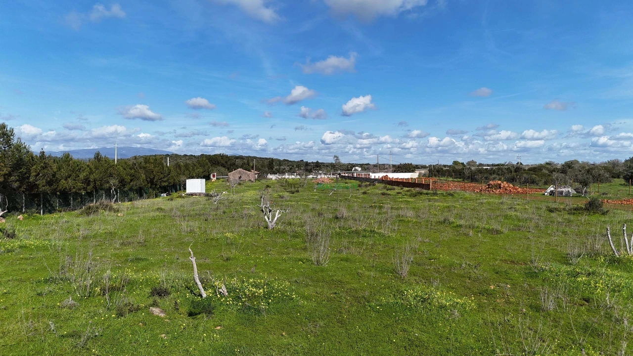 Terreno para Venda em Lagos (São Sebastião e Santa Maria) Foto 11
