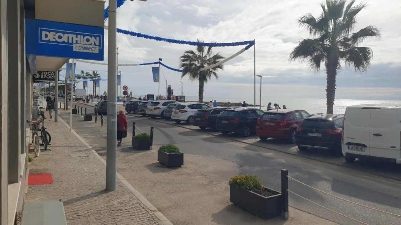 Negócio para Venda em Quarteira Foto 17