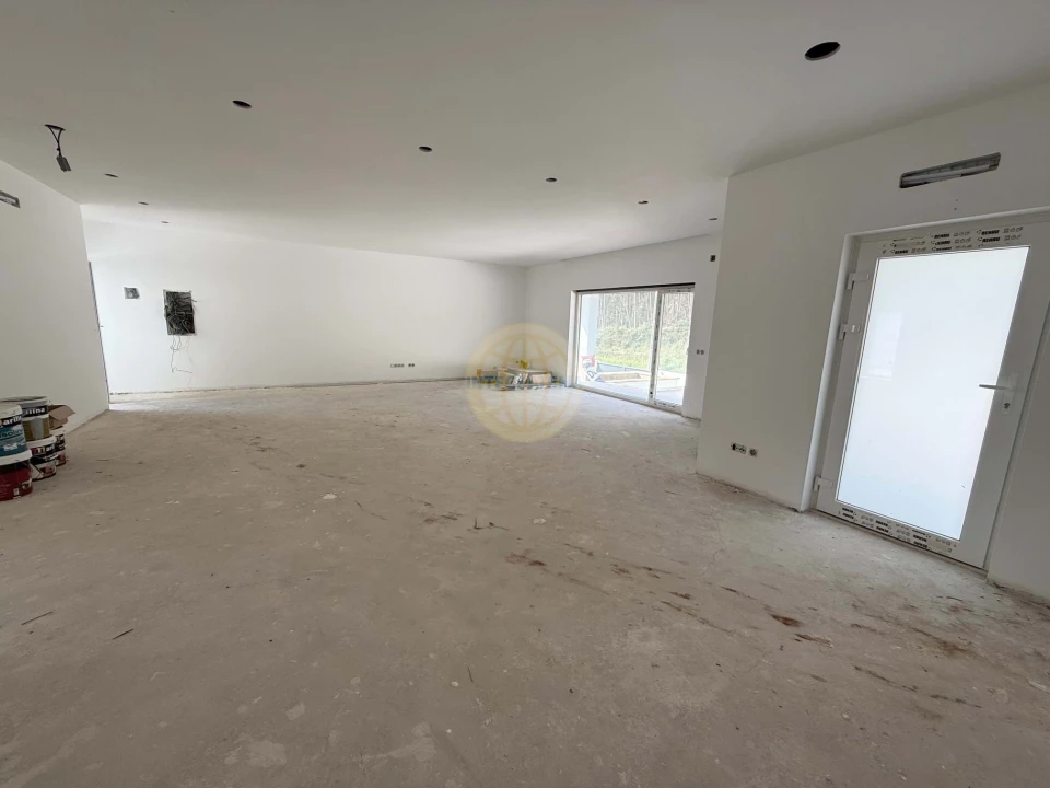 Moradia T4 para Venda em Rio Maior Foto 8