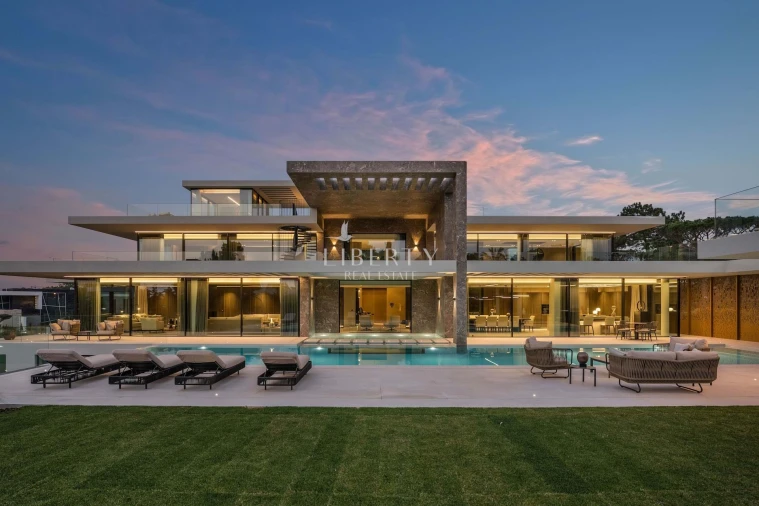 Moradia T7 para Venda em Almancil Planta 3