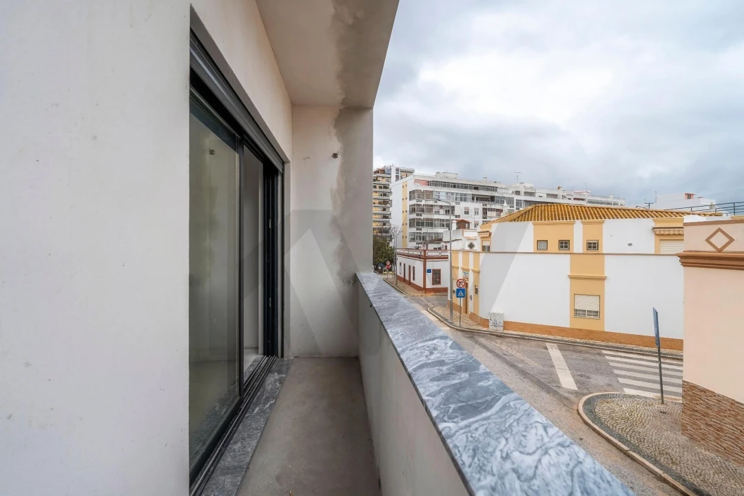 Moradia T3 para Venda em Faro (Sé e São Pedro) Foto 39
