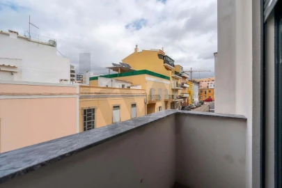 Moradia T3 para Venda em Faro (Sé e São Pedro)