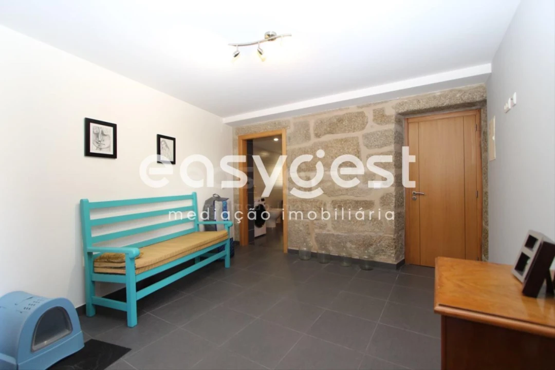 Moradia T4 para Venda em Travanca de Lagos Foto 7