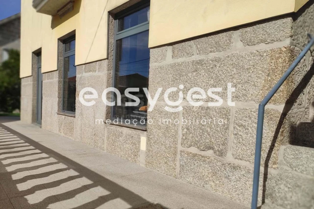 Moradia T4 para Venda em Travanca de Lagos Foto 25