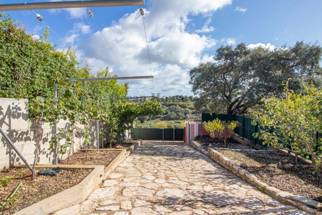 Moradia T4 para Venda em Loule (São Sebastião) Foto 27
