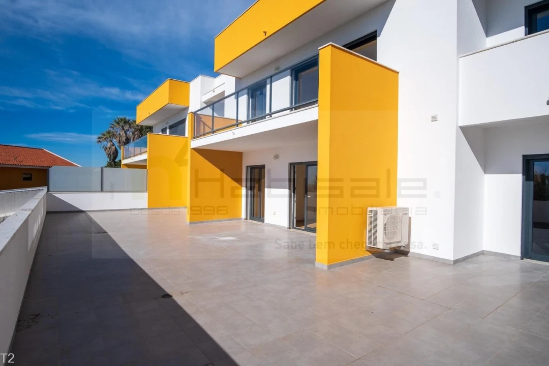 Apartamento T2 para Venda em Carcavelos e Parede Foto 1