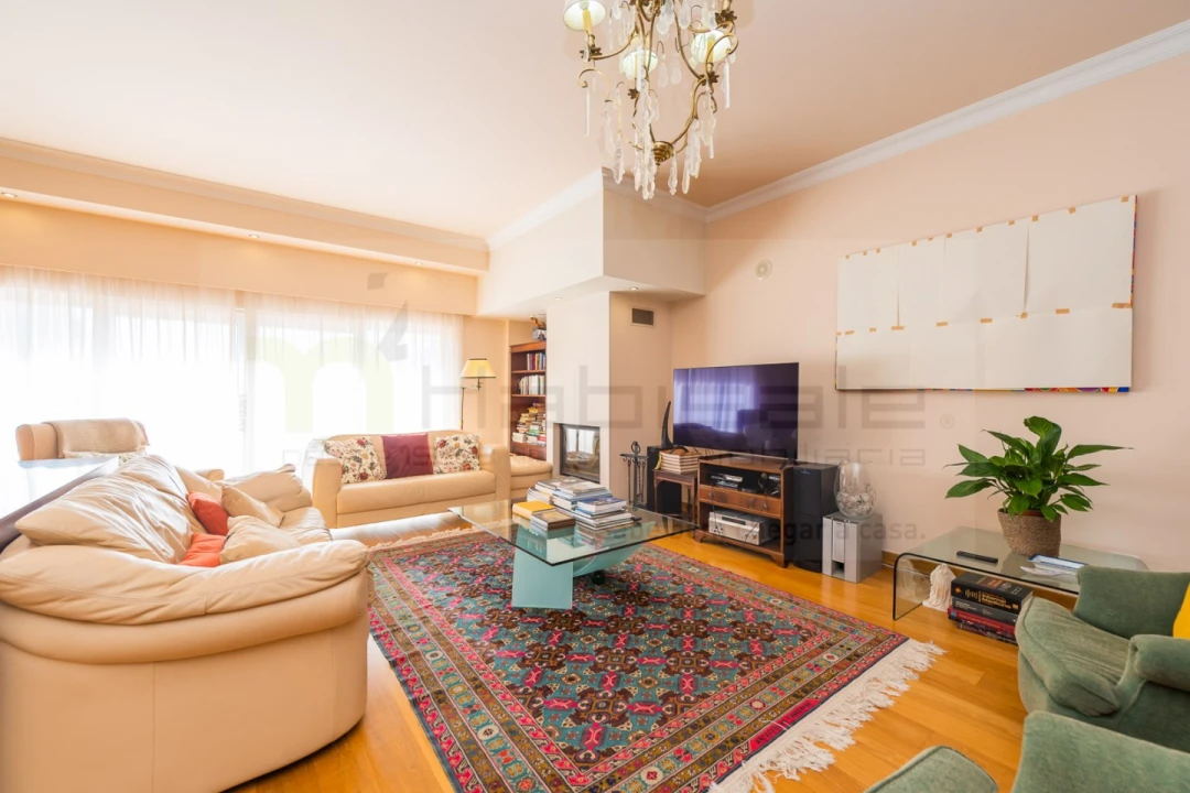 Moradia T4 para Venda em Queluz e Belas Foto 14