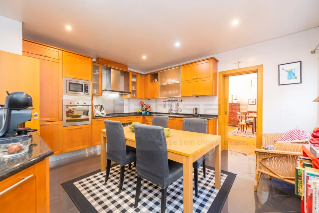 Moradia T4 para Venda em Queluz e Belas Foto 20